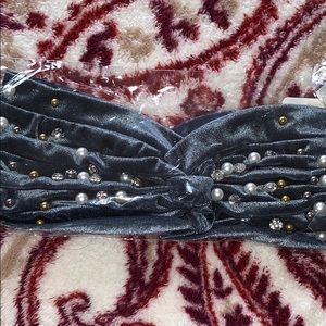 Pearl and velvet twist headband